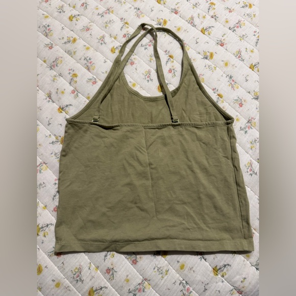 AE Cropped Tank - Picture 2 of 3